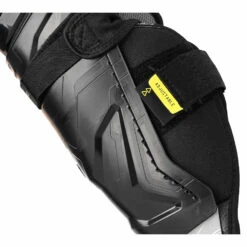 Bauer Supreme M5 Pro Shin Guards Junior 7 Bauer Supreme M5 Pro Shin Guards Junior -Hockey Outlet Store BauerSupremeM5ProShinGuardsJunior10618924